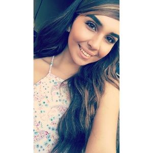 Meet your Posher, Kasandra