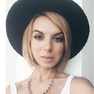 Meet your Posher, Ivanna