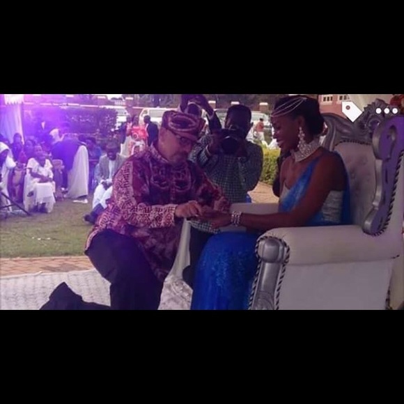 Meet your Posher, Noela - Picture 3 of 4