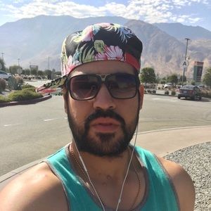 Meet your Posher, Jose