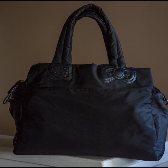 Hello Kitty x Amonnlisa Japan bag