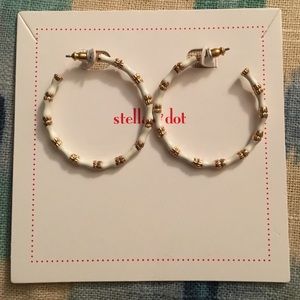 Stella and Dot hoop earrings