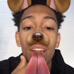 Meet your Posher, Mack