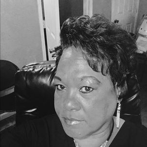 Meet your Posher, Sheryl