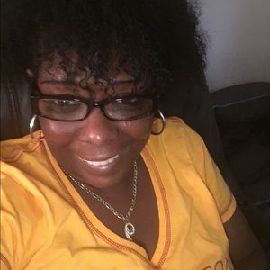 Meet your Posher, Cathy