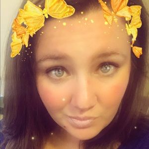 Meet your Posher, Katelyn