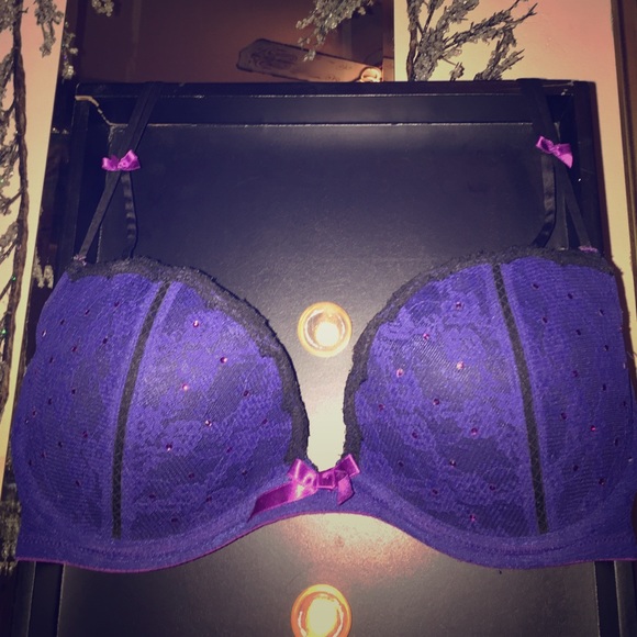 Victoria's Secret purple/black rhinestone lace bra