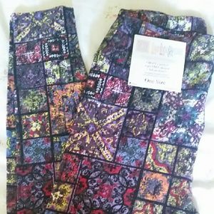 Lularoe Stain Glass Leggings : OS