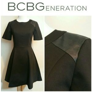 ♡Sale♡ BCBGeneration Black Dress, Size 4 - NWT