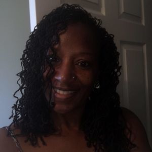 Meet your Posher, Monica