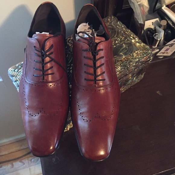 Men's Shoes - Picture 4 of 4