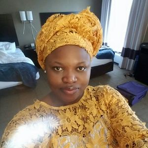 Meet your Posher, Olu