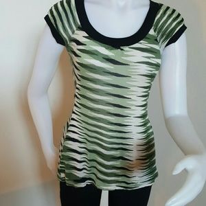 Army green tiger print short sleeve short