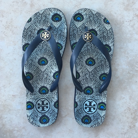 Tory Burch Navy Enamel Logo Flip Flop size 7