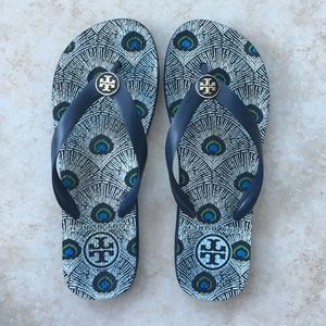 Tory Burch Navy Enamel Logo Flip Flop size 7
