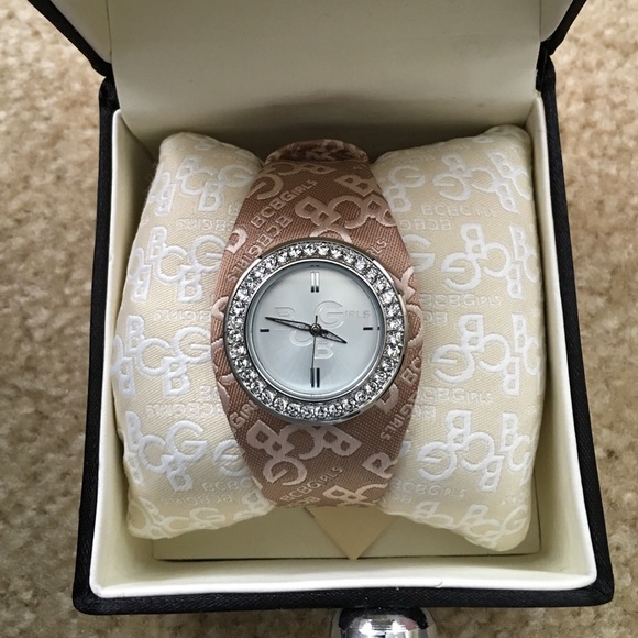 NEW BCBGIRLS WATCH;NEED BATTERY