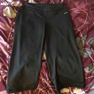 Reebok relaxed fit capris