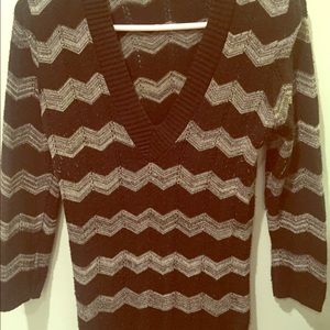 Black and gray sweater