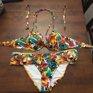 Brand new, never worn Victoria Secret Bikini