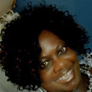 Meet your Posher, Debra