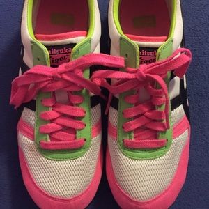Women's Onitsuka Tiger shoes!! Size 7.5