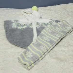 Cape sweater with leggings