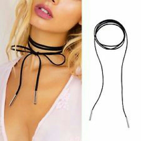 🎉🆕SALE!! 5🌟 SEXY LEATHER CHOKER NECKLACE🎉 - Picture 3 of 4