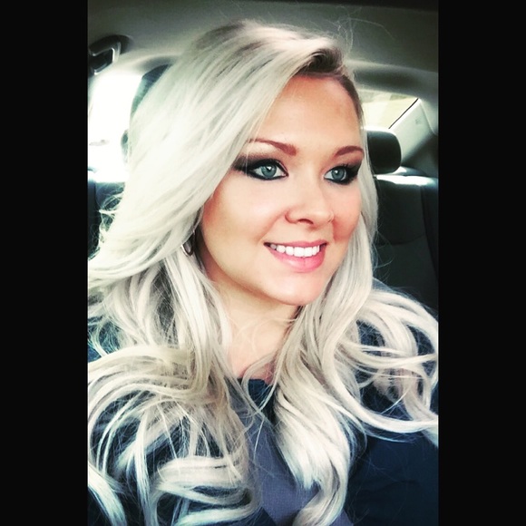 MEET YOUR POSHER - Picture 2 of 2