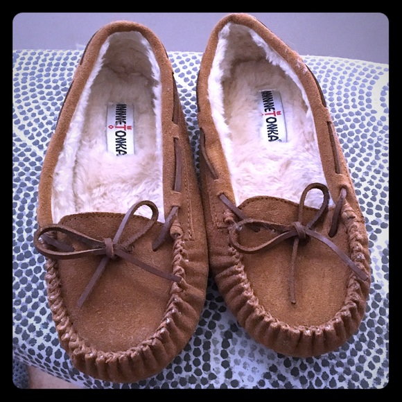 Minnetonka Slippers
