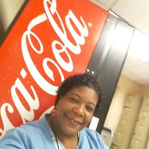 Meet your Posher, Cecilia