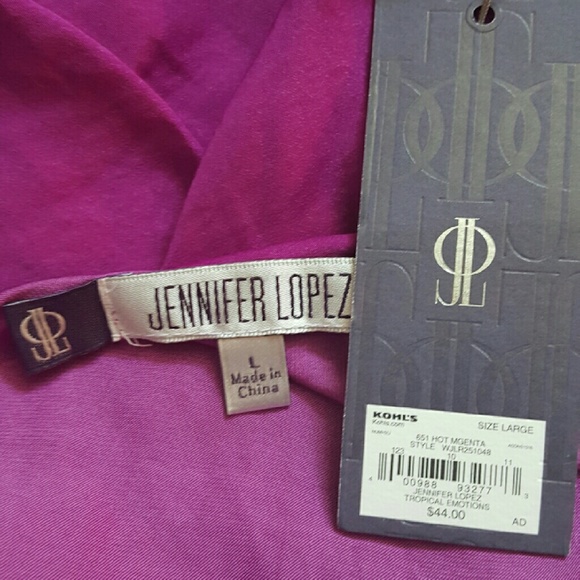 Sleeves Jennifer Lopez blouse - Picture 3 of 3