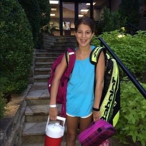 Meet your Posher, Alysa