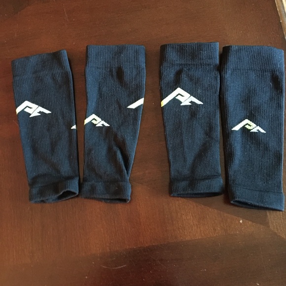 Compression leg sleeves