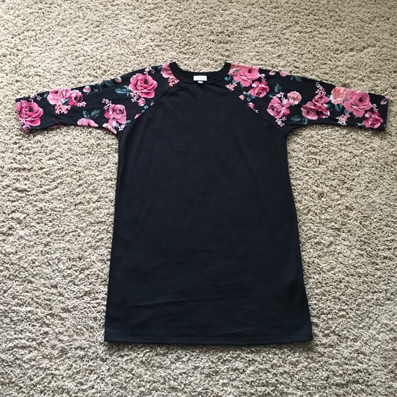 Lularoe randy tee floral and black