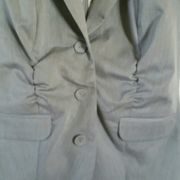 Adorable Blazer - Picture 2 of 4