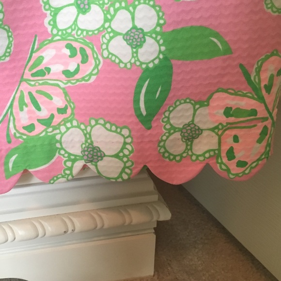 Lilly Pulitzer Shift with Scalloped Hem - Picture 2 of 3