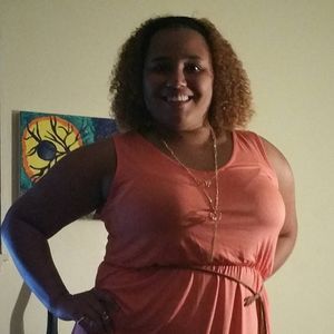 Meet your Posher, Tia