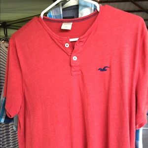 Hollister T-Shirt