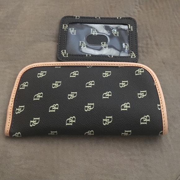 Dooney and Burke purse set - Picture 3 of 4