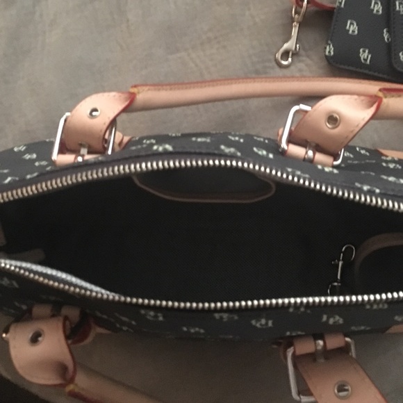 Dooney and Burke purse set - Picture 4 of 4