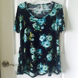Lularoe floral Perfect Tee
