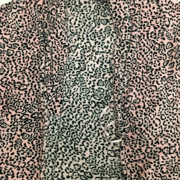 Ulta Beauty Robe - Picture 2 of 2