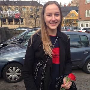 Meet your Posher, Maria