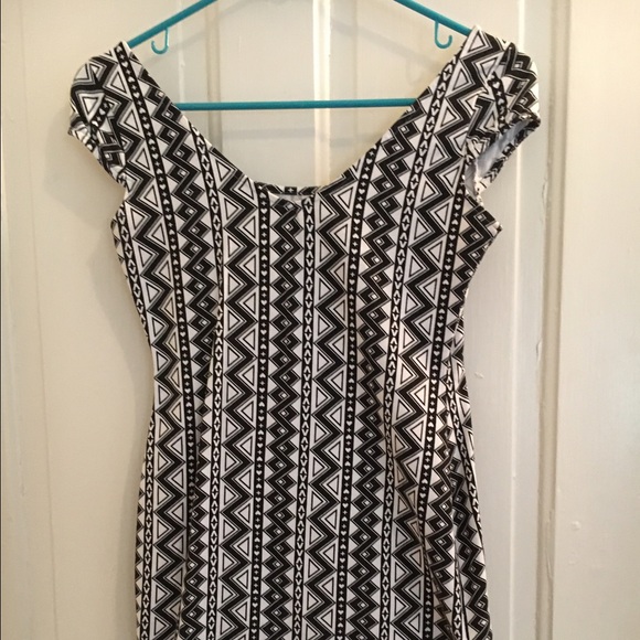 Tribal print mini dress - Picture 1 of 3