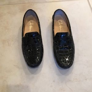 Like new Cole Hann loafers