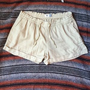 Linen shorts