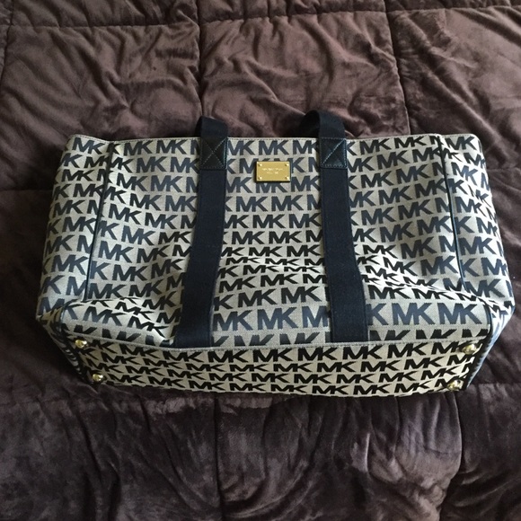 Beautiful extra large Michael Kors overnight!