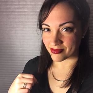 Meet your Posher, Jenn