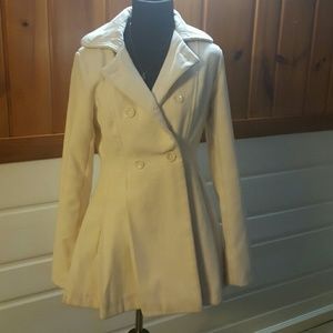 SOLD! New, Cream/off white pee/dress coat
