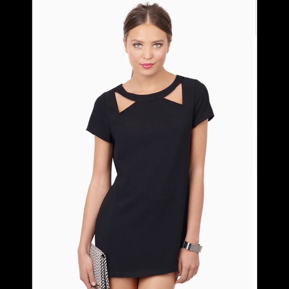 Tobi Dresses & Skirts - Tobi Black Throwback Shift Dress